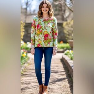 Chelsea & Violet sweater Sz M